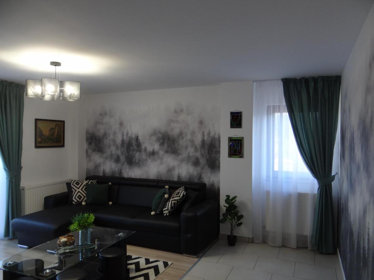 Rose Residence Gura Humorului Exteriör bild